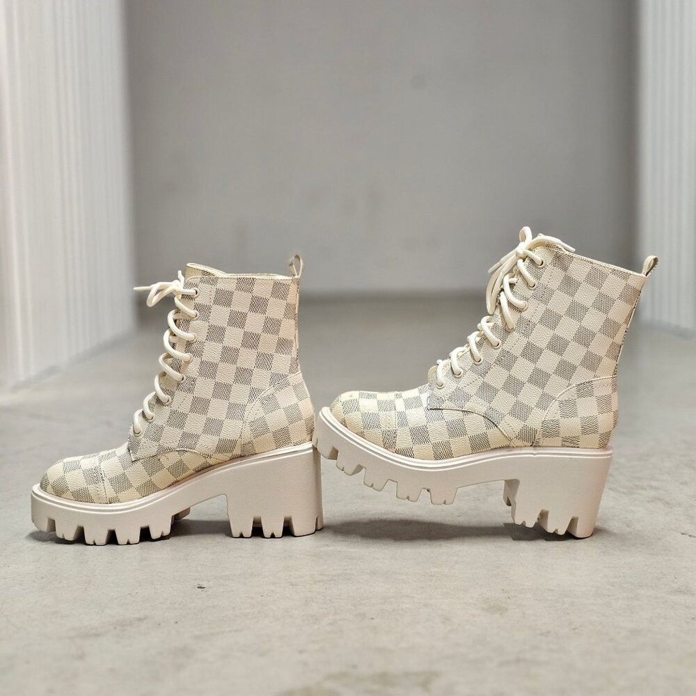 Checkered Platform Lace-Up Ankle Boots With Chunky Lug Soles - Beige & Cream - W - Picture 7 of 7